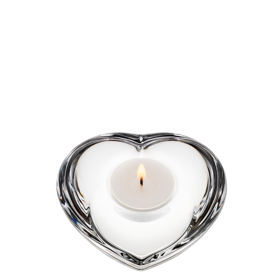 Amour Votive – The Emperor’s Lane